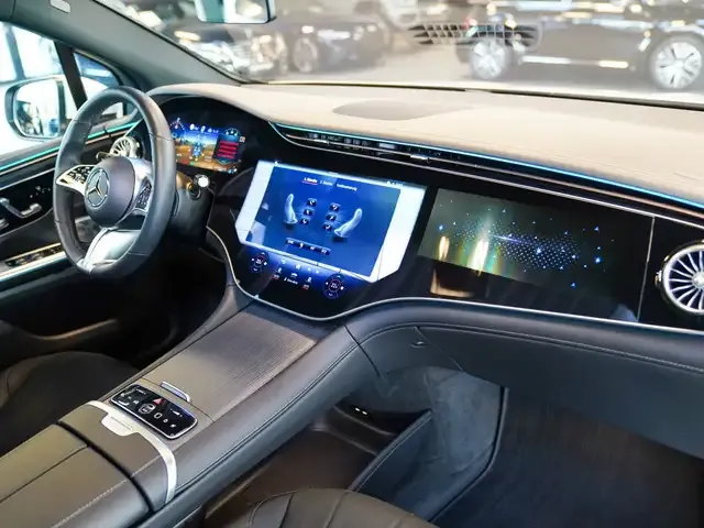 Mercedes-Benz EQE SUV