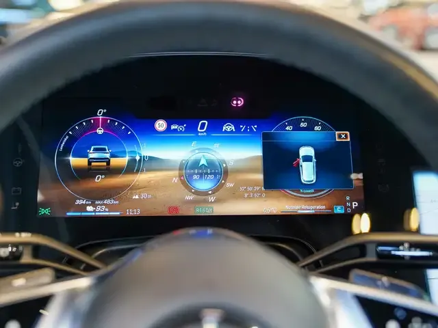 Mercedes-Benz EQE SUV