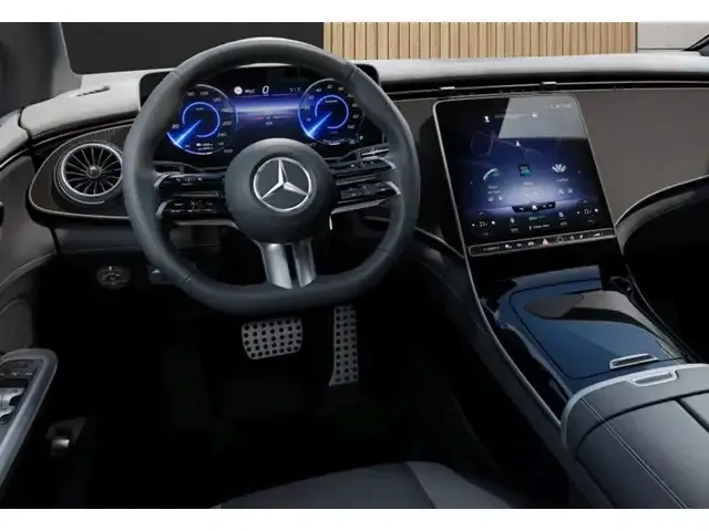 Mercedes-Benz EQE 300