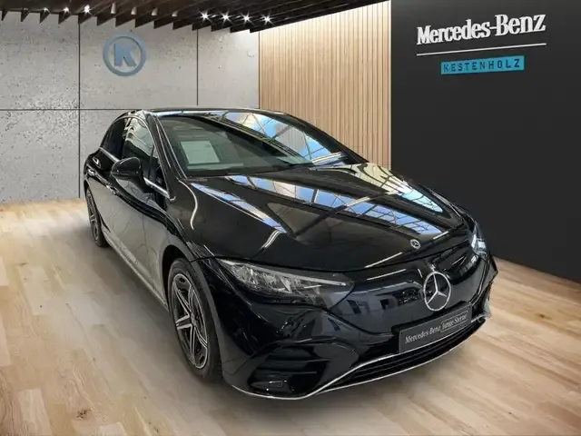 Mercedes-Benz EQE 300