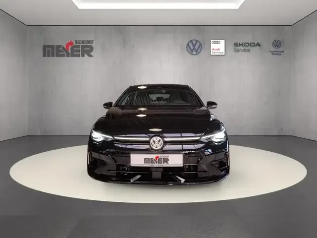 Volkswagen Golf R