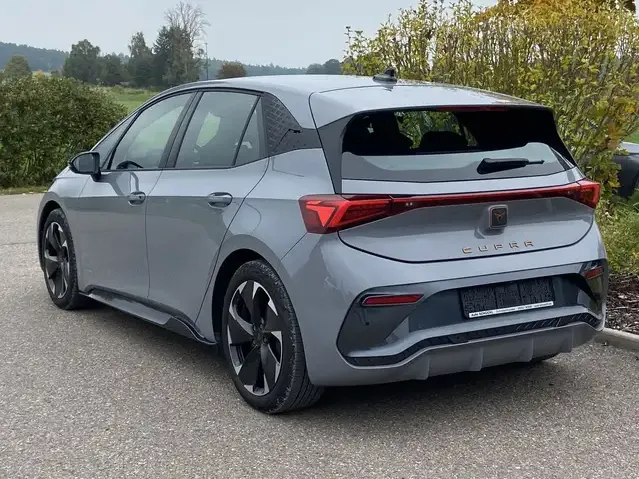CUPRA Born