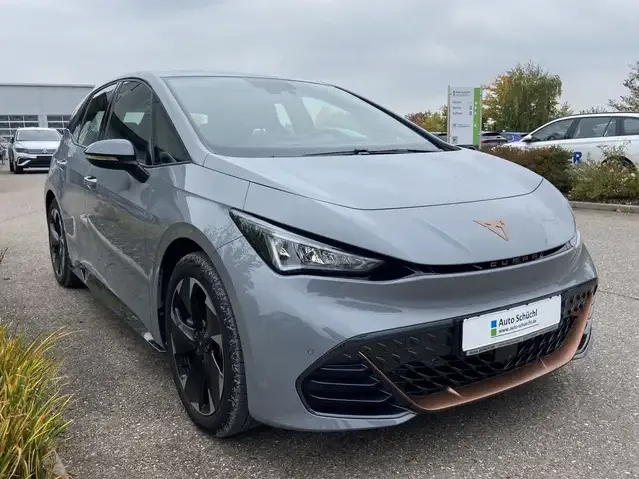 CUPRA Born