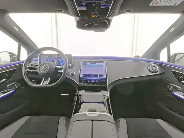 Mercedes-Benz EQE 350