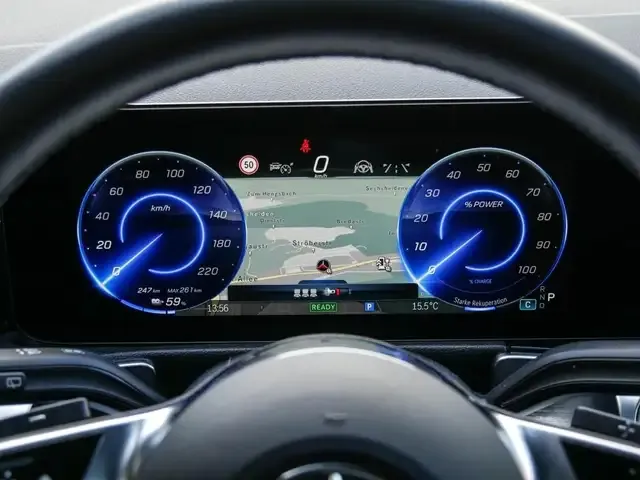 Mercedes-Benz EQB 300