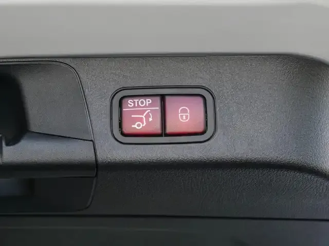 Mercedes-Benz EQB 300
