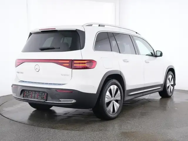 Mercedes-Benz EQB 300