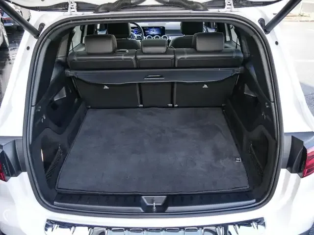 Mercedes-Benz EQB 300