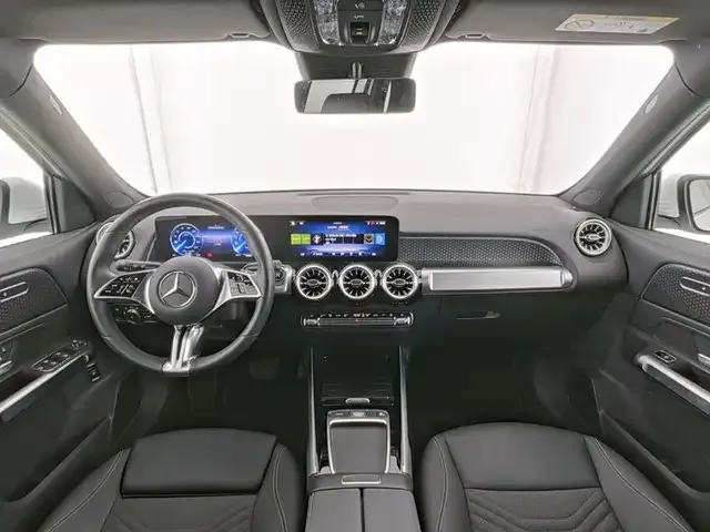 Mercedes-Benz EQB 300