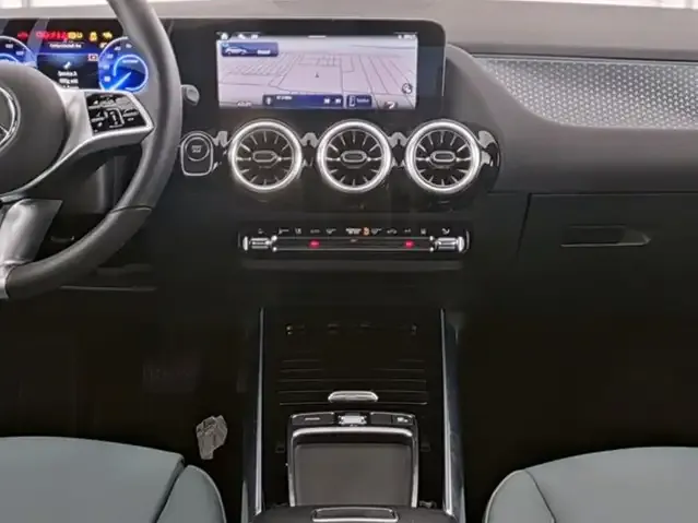 Mercedes-Benz EQA 250