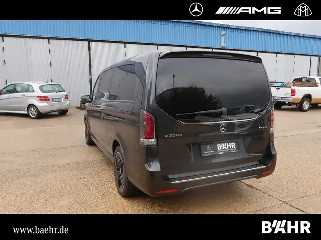 Mercedes-Benz V 300