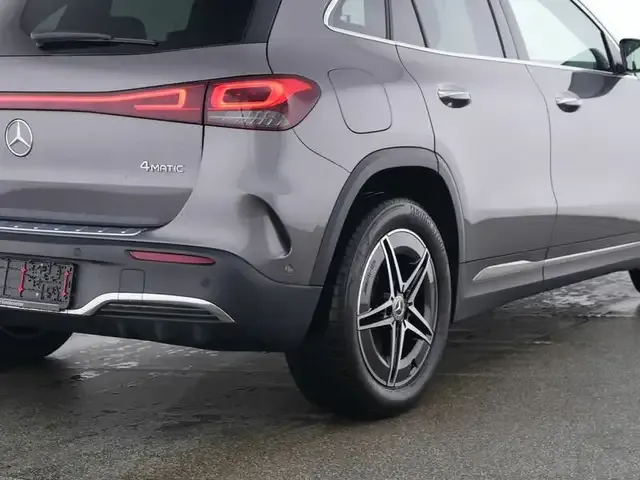 Mercedes-Benz EQA 300