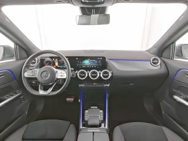 Mercedes-Benz EQA 300