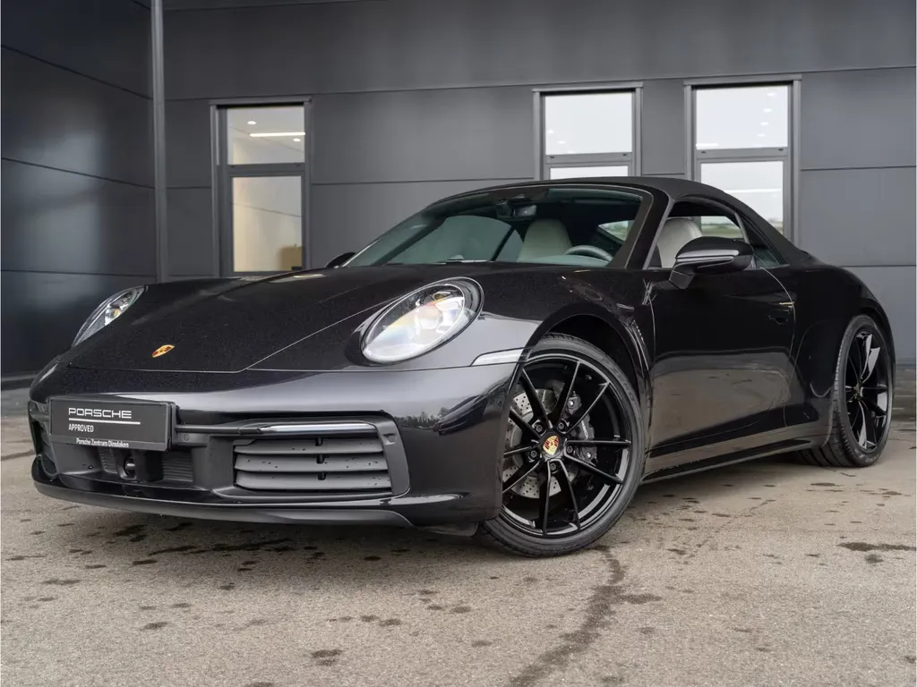 Porsche 992