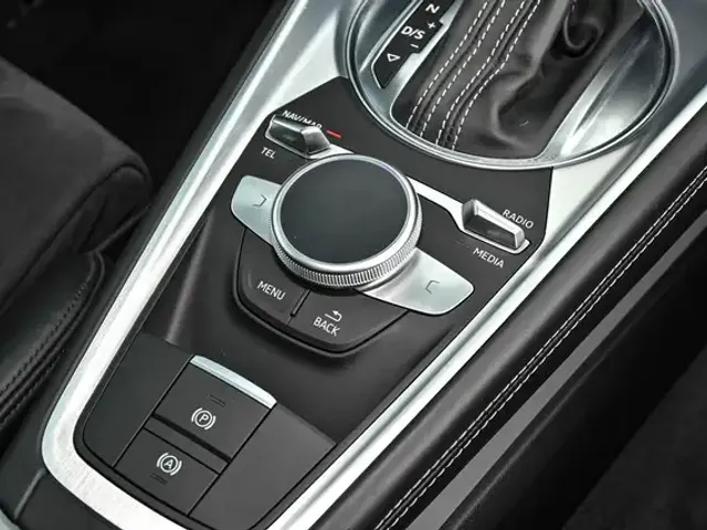 Audi TTS
