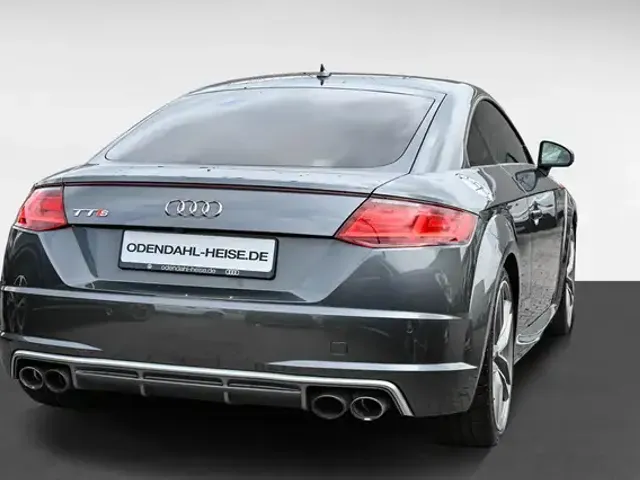 Audi TTS