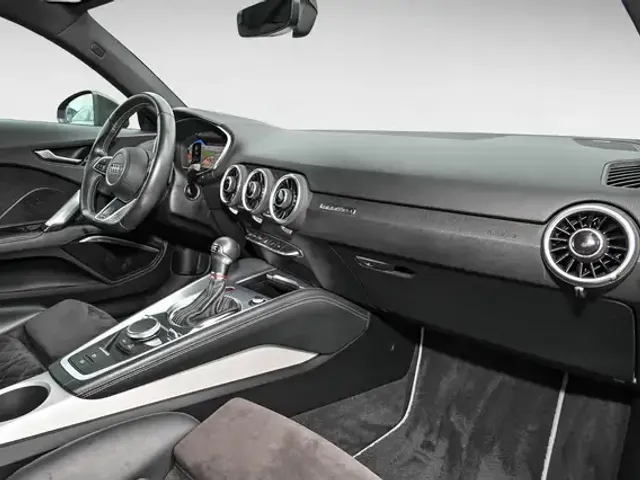 Audi TTS