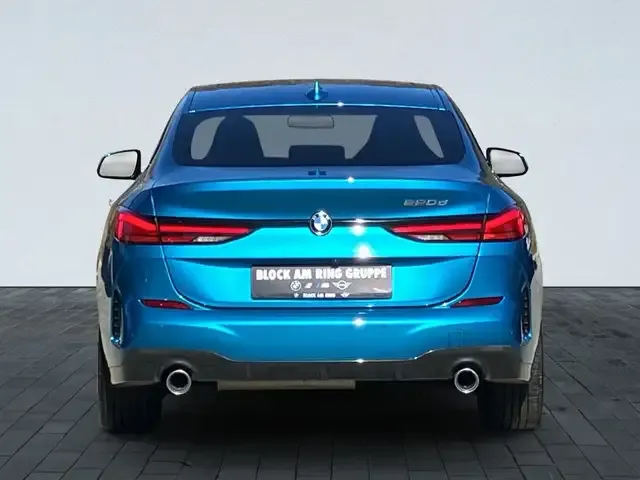 BMW 220