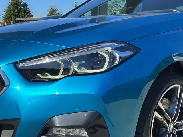 BMW 220