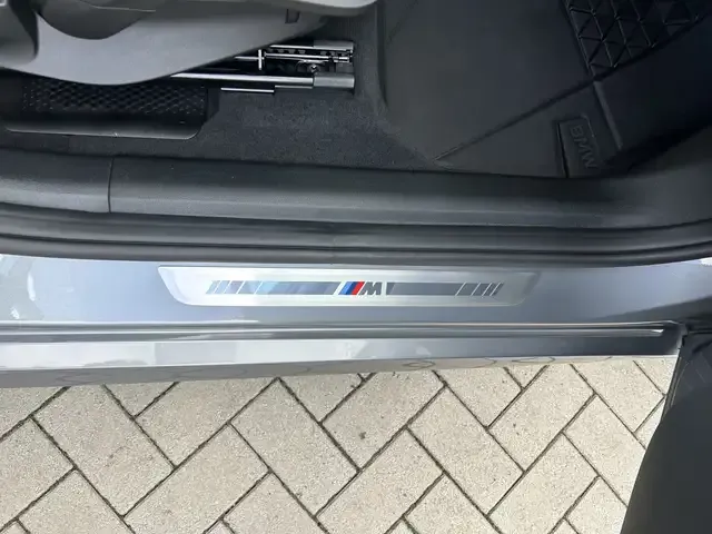 BMW 223