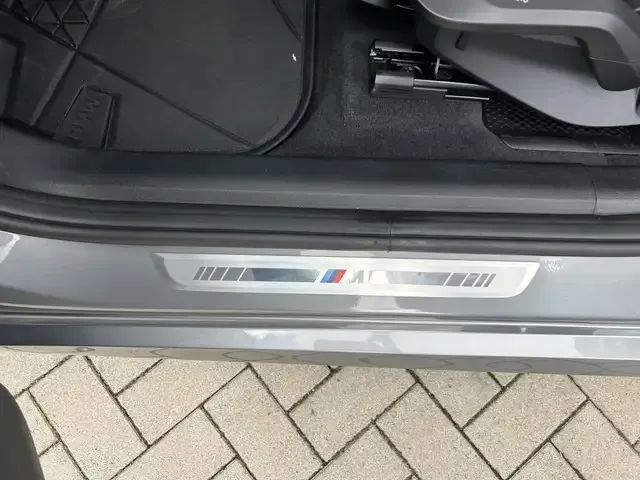 BMW 223