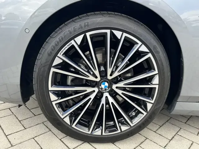 BMW 223
