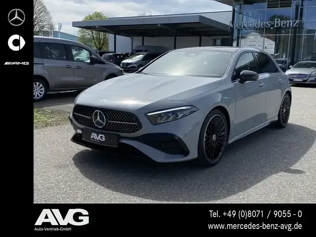 Mercedes-Benz A 180