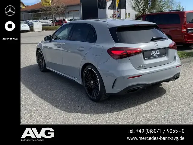 Mercedes-Benz A 180