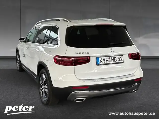 Mercedes-Benz GLB 200