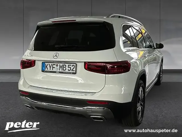 Mercedes-Benz GLB 200
