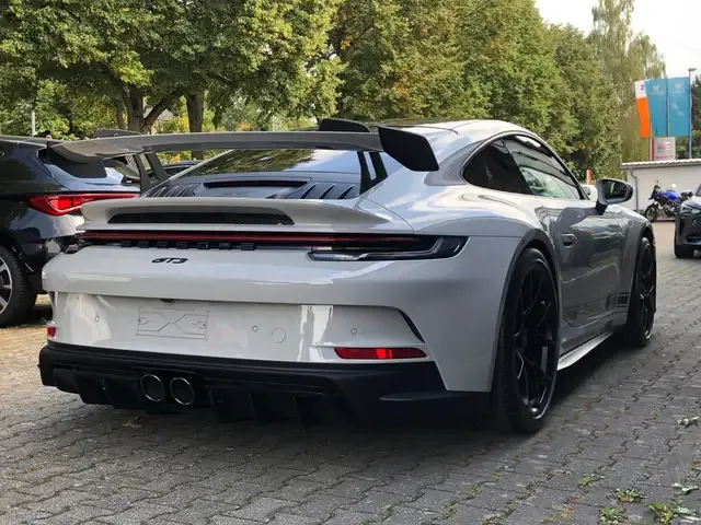 Porsche 992
