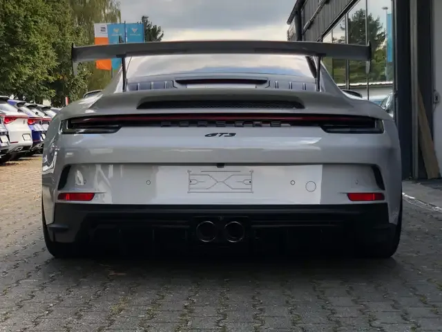 Porsche 992