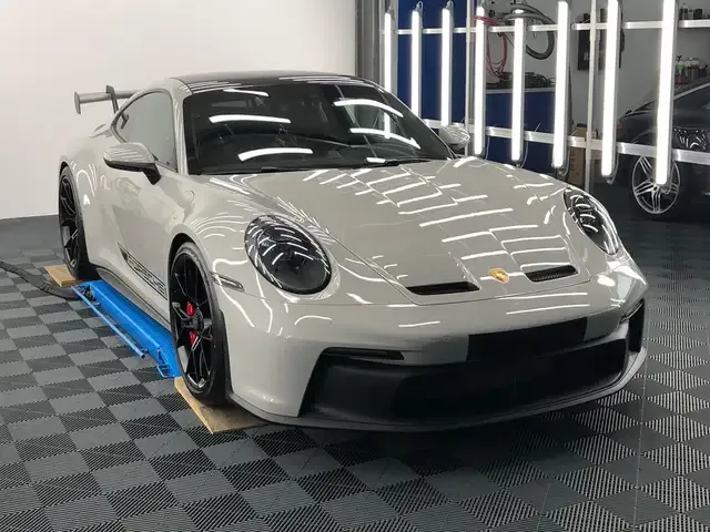 Porsche 992