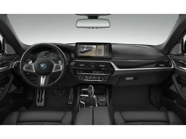 BMW 545
