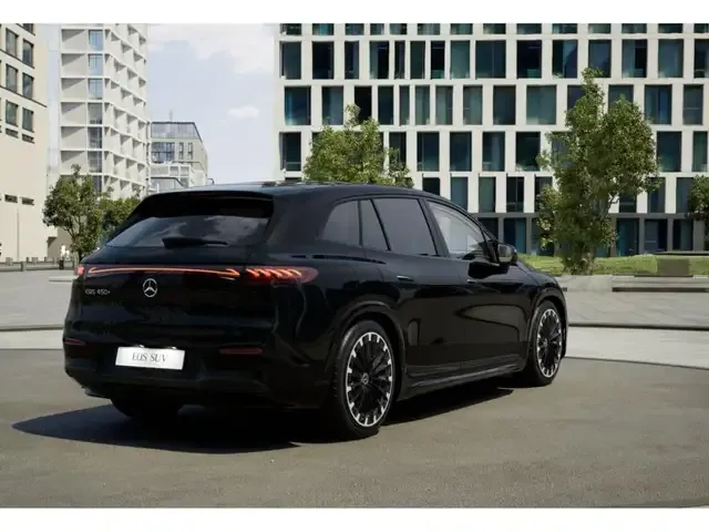 Mercedes-Benz EQS SUV