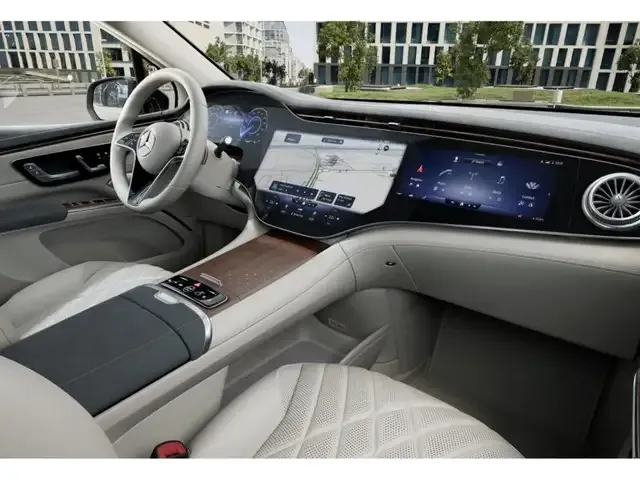 Mercedes-Benz EQS SUV