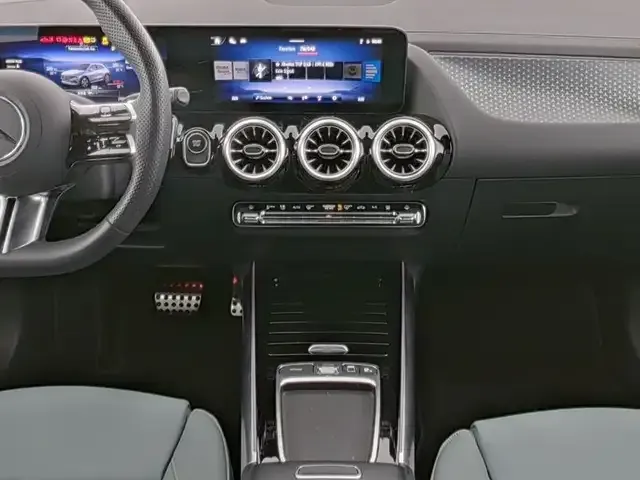 Mercedes-Benz EQA 300