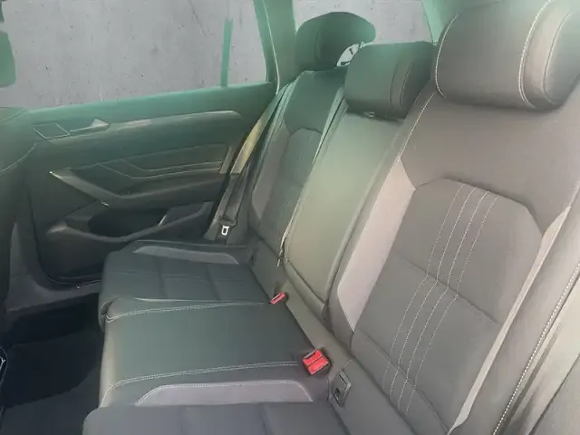 Volkswagen Passat Alltrack