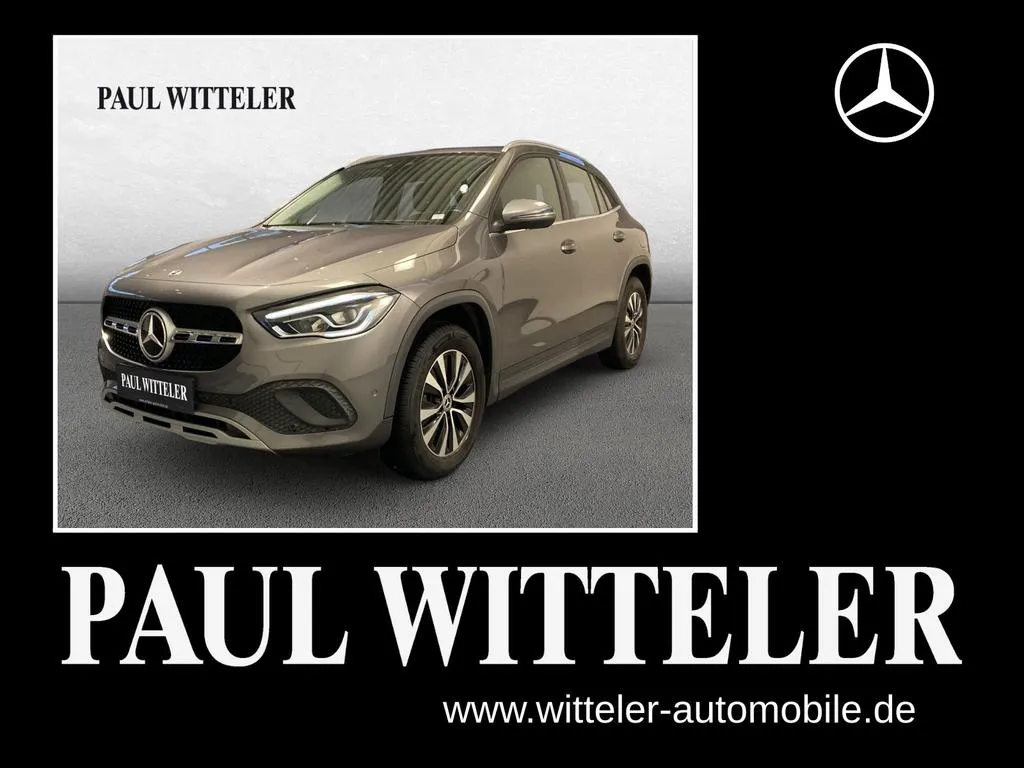 Mercedes-Benz GLA 200