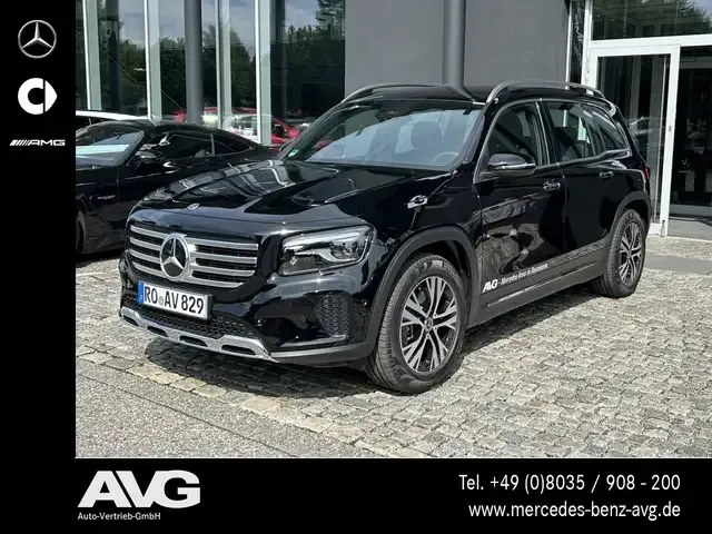 Mercedes-Benz GLB 200
