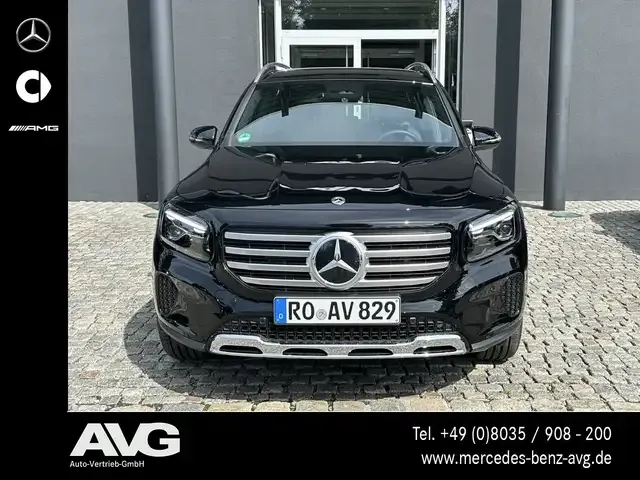 Mercedes-Benz GLB 200