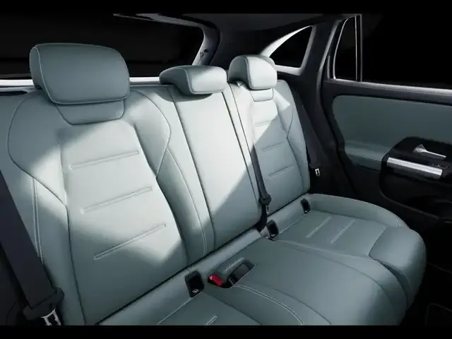 Mercedes-Benz GLA 180