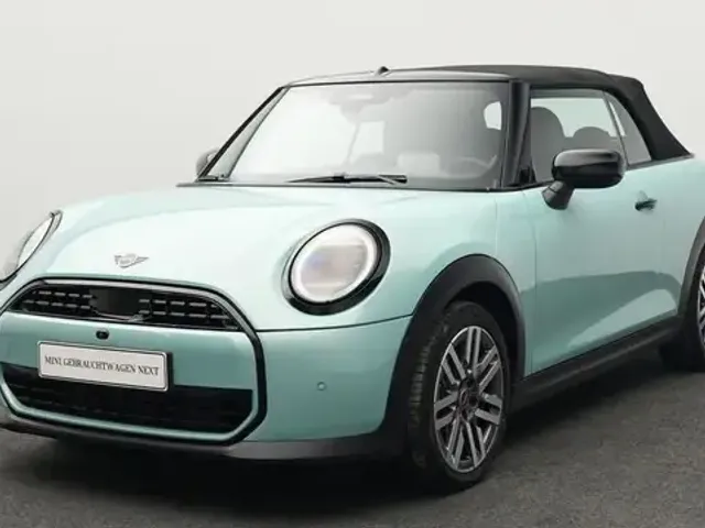 MINI Cooper C Cabrio