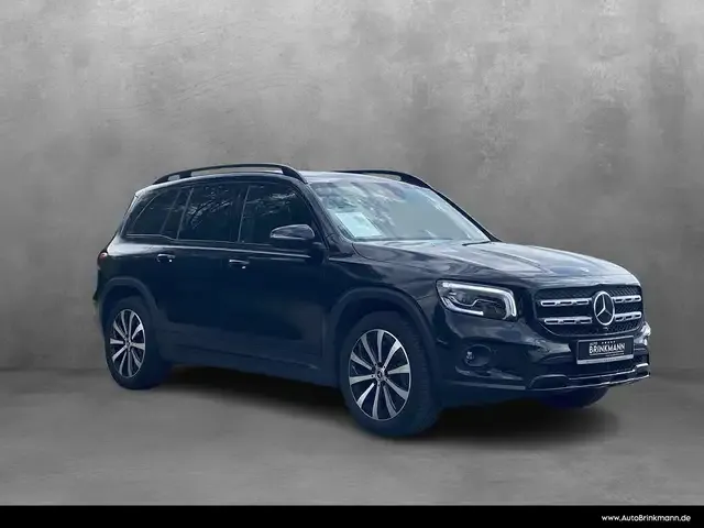 Mercedes-Benz GLB 220