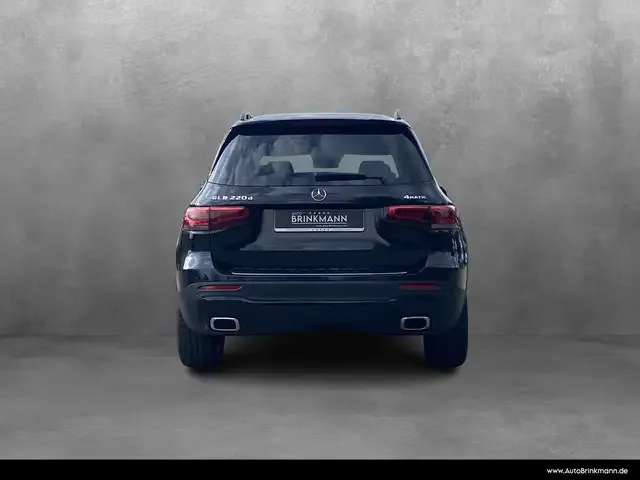 Mercedes-Benz GLB 220
