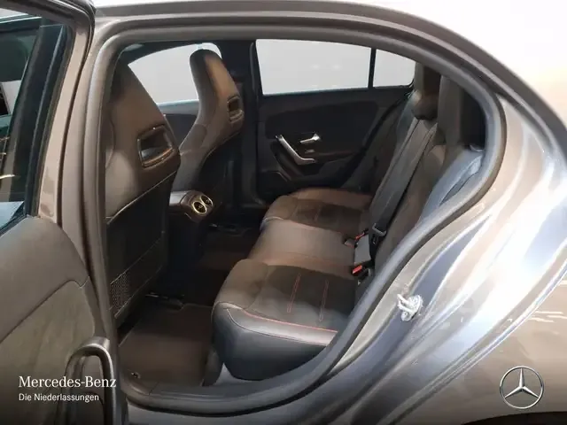 Mercedes-Benz A 35 AMG