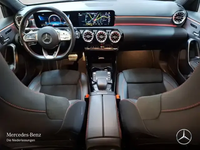 Mercedes-Benz A 35 AMG