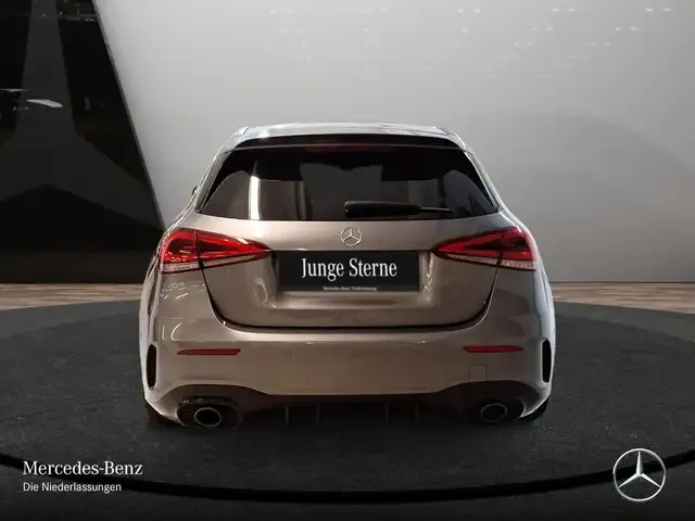 Mercedes-Benz A 35 AMG