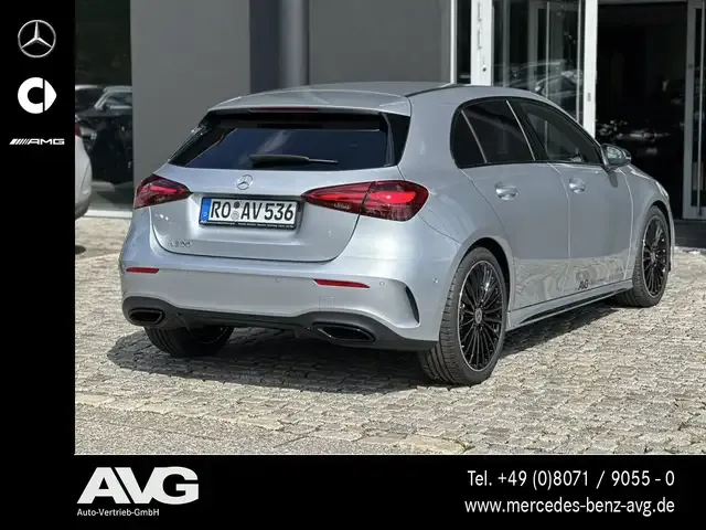 Mercedes-Benz A 200