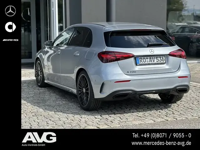 Mercedes-Benz A 200